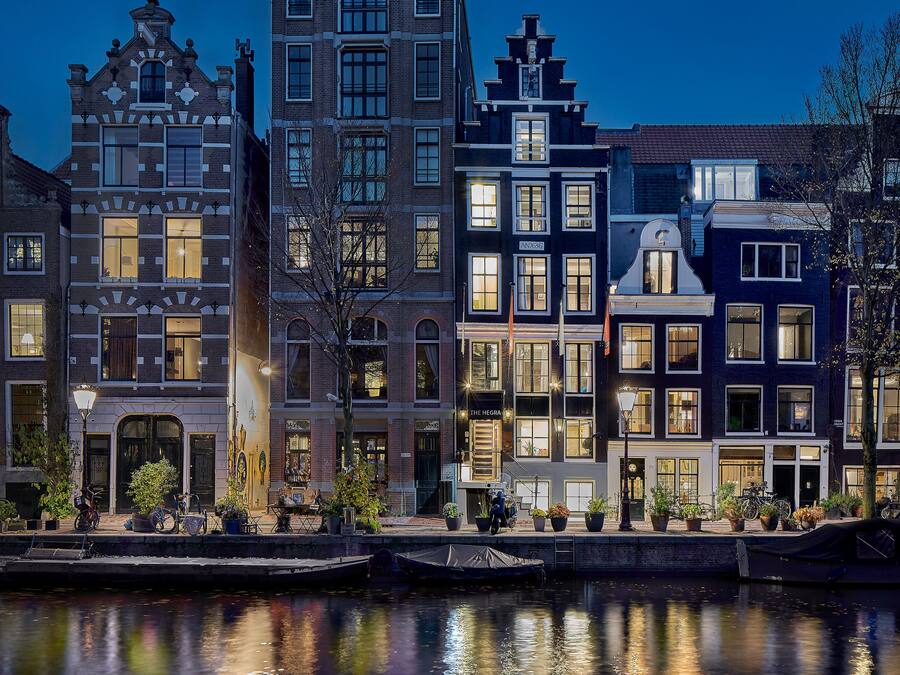 Fachada de la propiedad