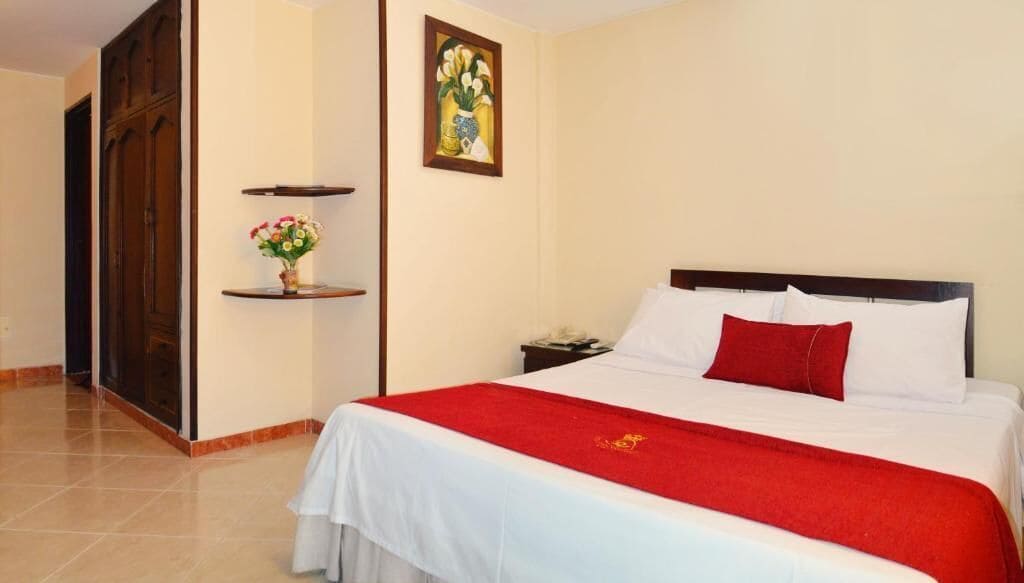 Standard Double Room, 1 Bedroom | 1 bedroom, in-room safe, desk, blackout curtains