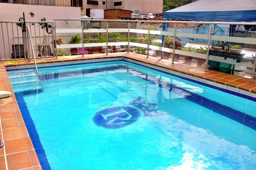 Hotel Plaza Versalles