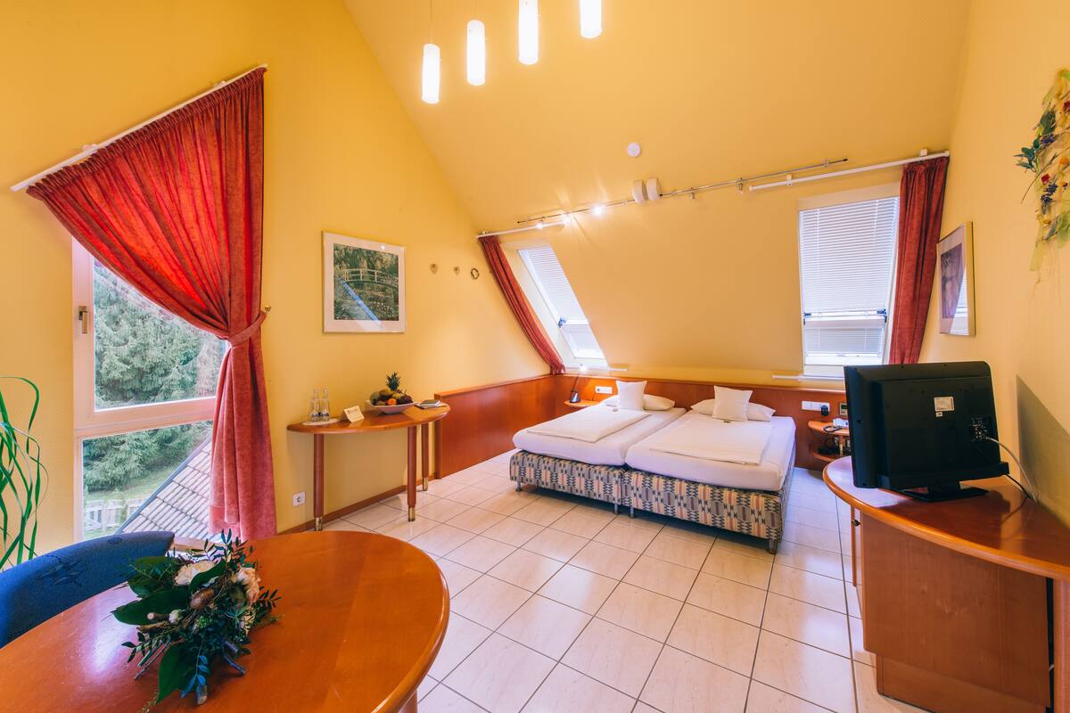 Desk, WiFi (free), bed sheets