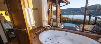 Elephant Hide of Knysna Guest Lodge