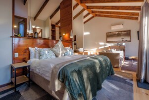 1 bedroom, premium bedding, in-room safe, individually decorated