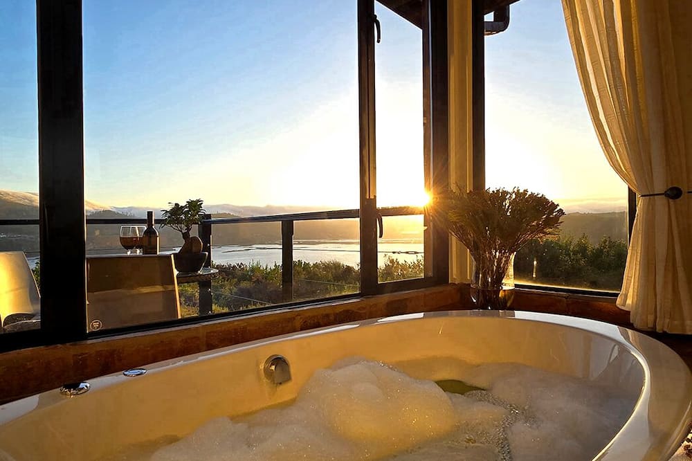 Elephant Hide of Knysna Guest Lodge