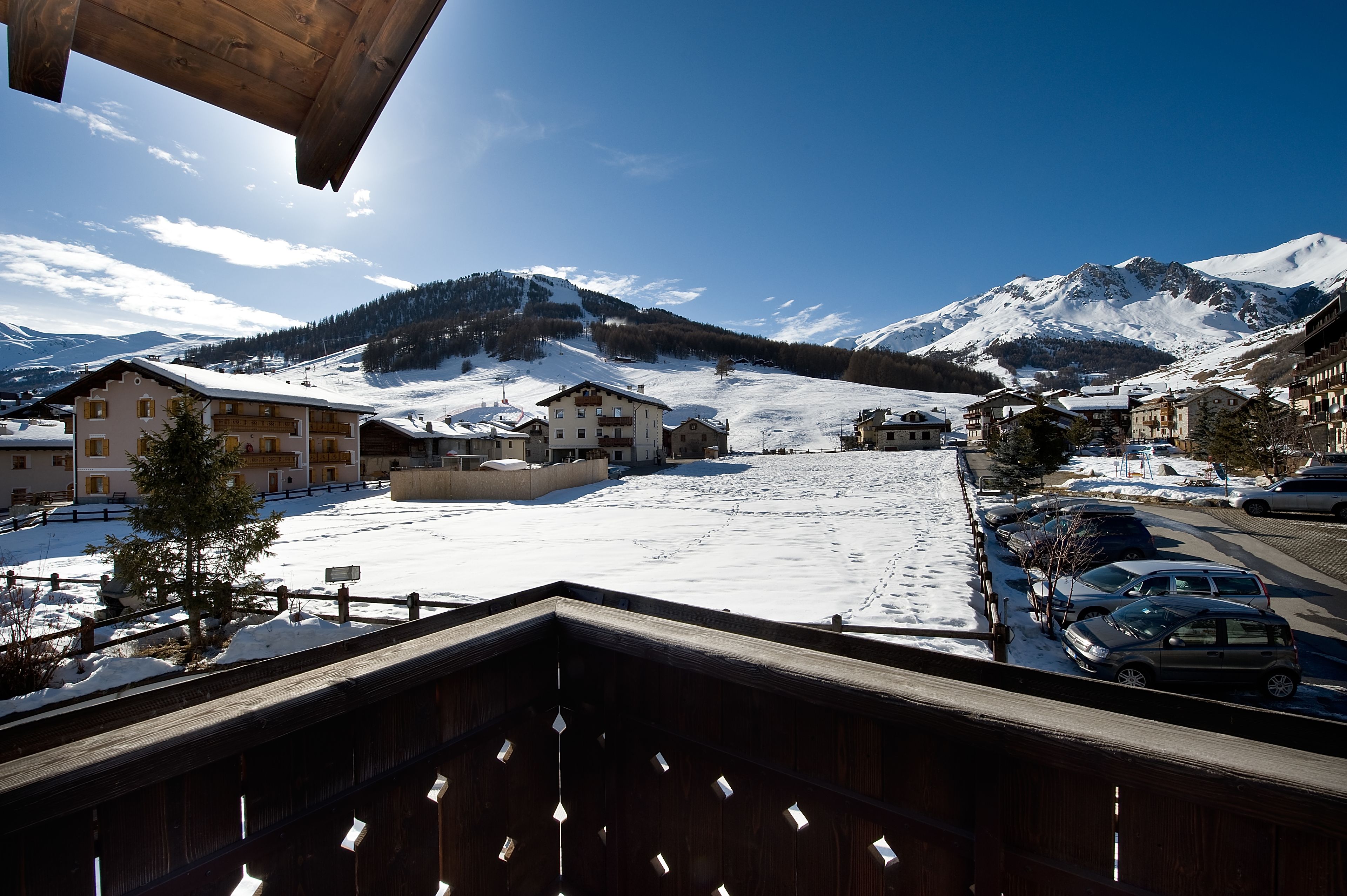 Pemandangan dari hartanah