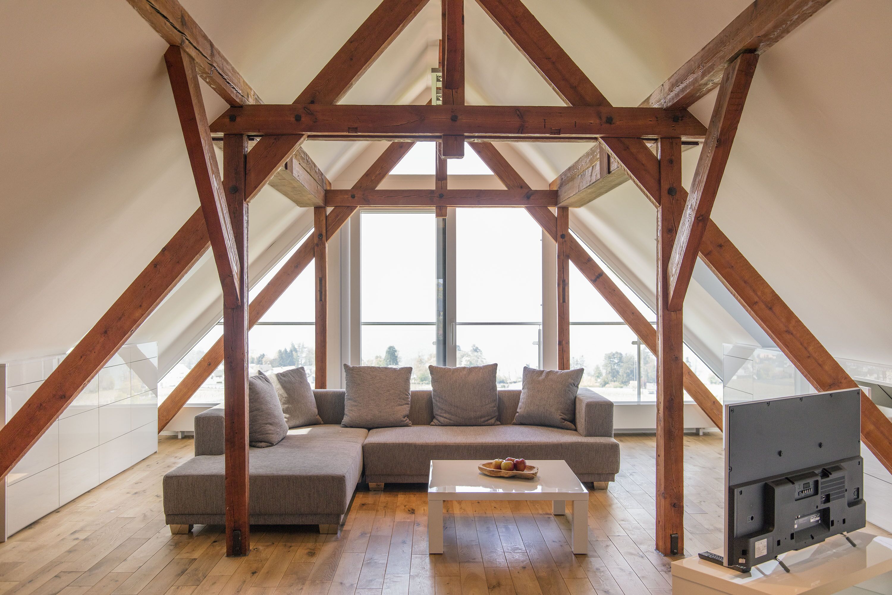 Suite (OnTheTop) | Zona de estar | Una televisión de pantalla plana