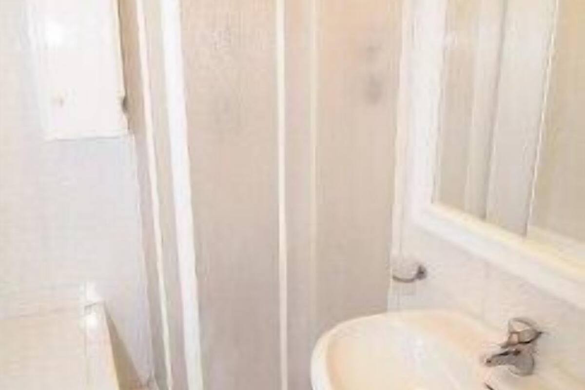 free toiletries, hair dryer, bidet, towels