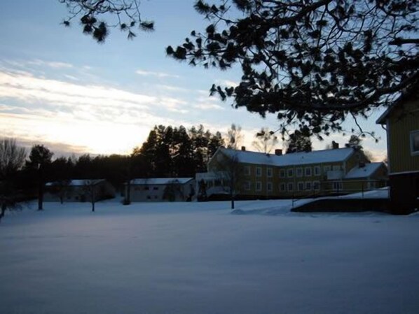 숙박 시설 구내