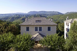 Exterior - Zagori Suites Luxury Residences (Zagori)