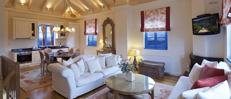 Grand Chalet | Living area | LCD TV, fireplace