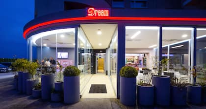 Dream Hotel