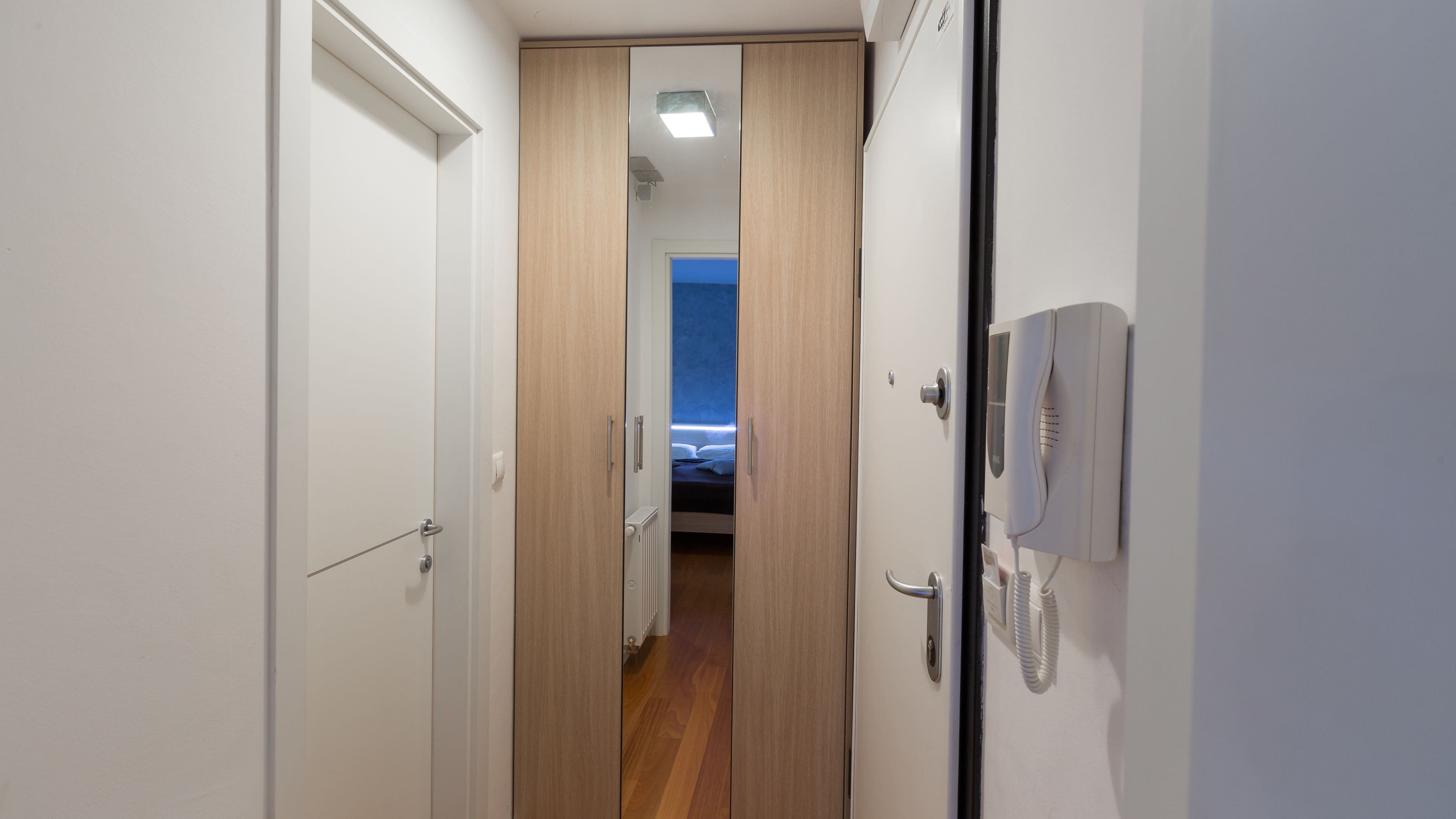 apartment, kitchen | 1 bedroom, minibar, in-room safe, desk