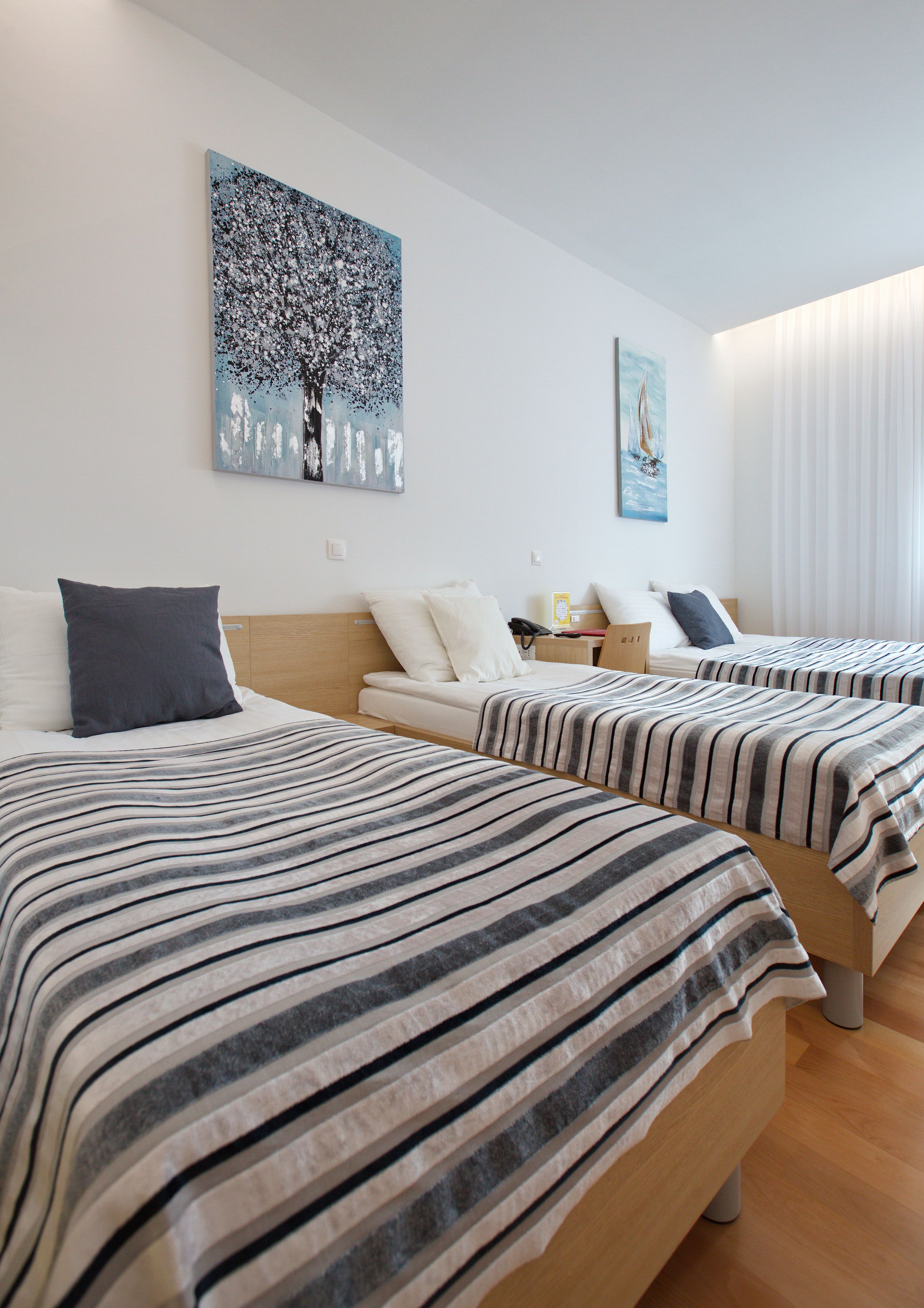 Executive Apartment, Hot Tub | Minibar, in-room safe, desk, blackout drapes