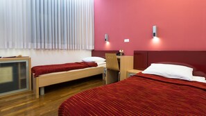 Twin Room, 2 Single Beds