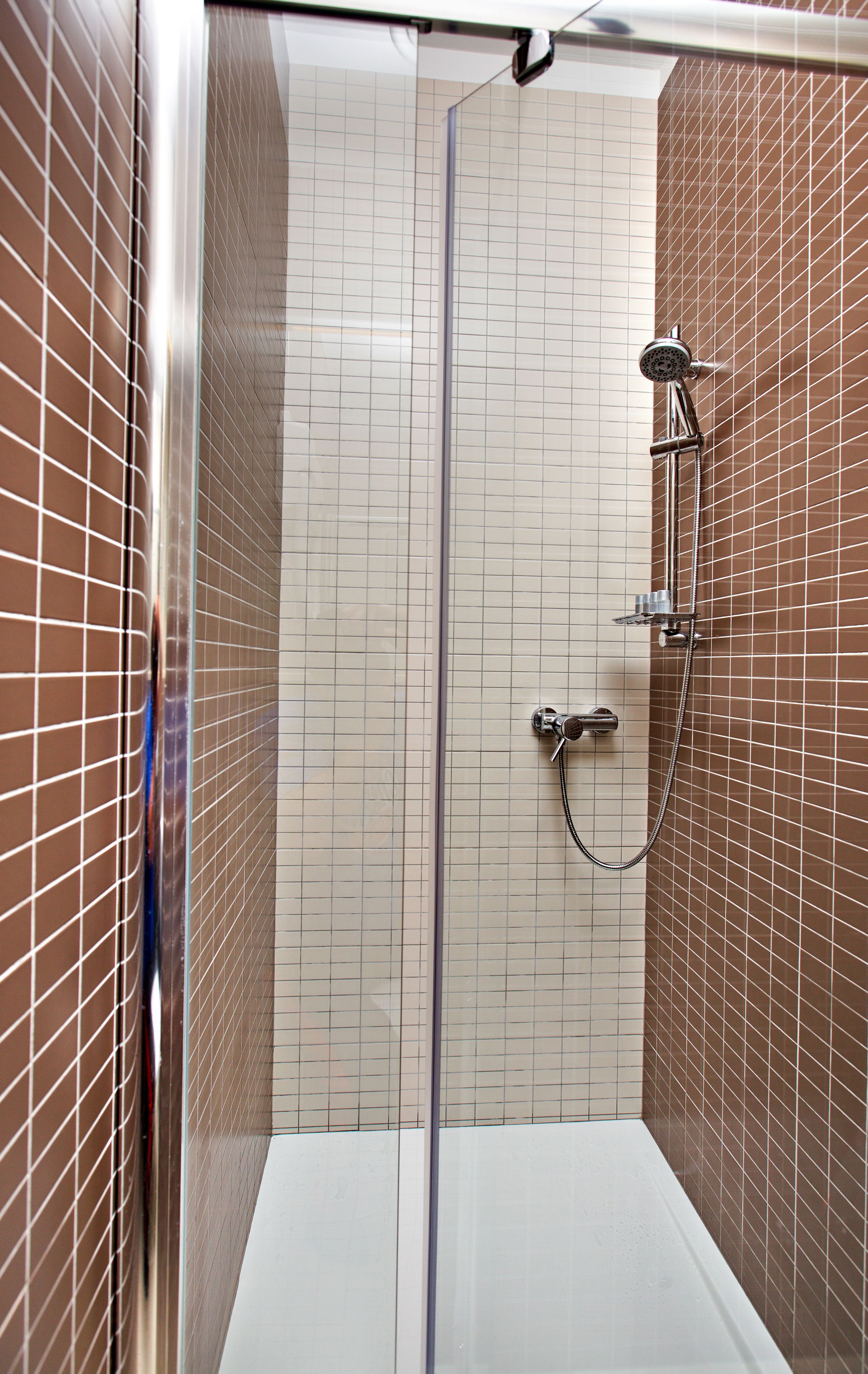 浴室淋浴