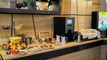 Desayuno continental incluido todos los días