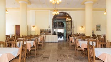 Daily buffet breakfast (EUR 7.00 per person)