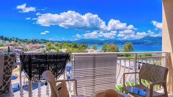 Double or Twin Room | Terrace/patio