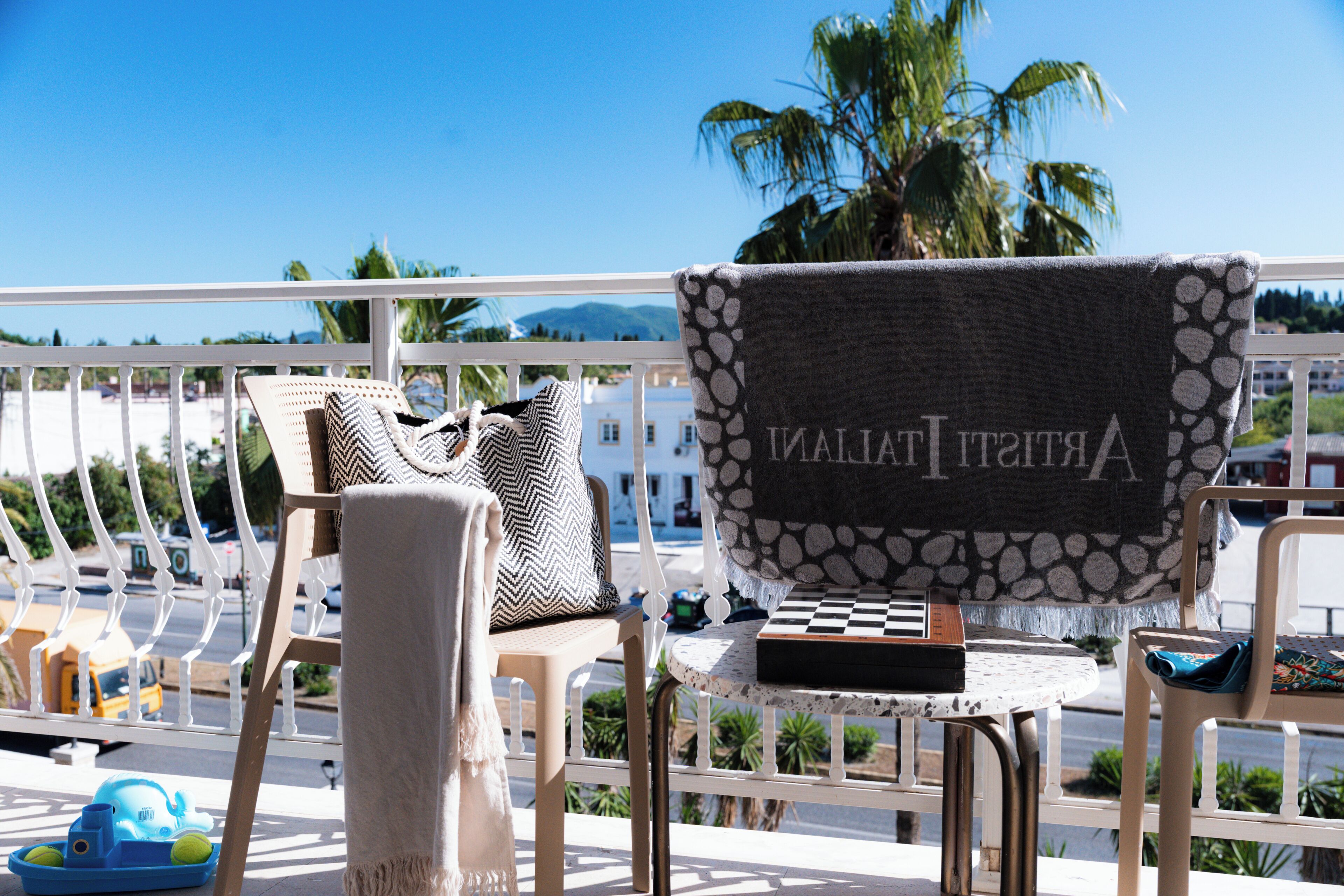 Kamer, 1 twee- of 2 eenpersoonsbedden | Terras