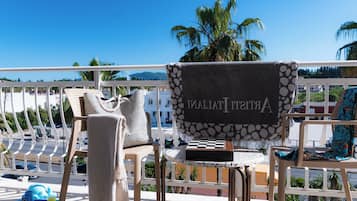 Double or Twin Room | Terrace/patio