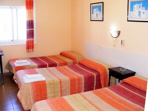 Chambre Double | Lits bébé (gratuits), lits pliants/supplémentaires, Wi-Fi gratuit