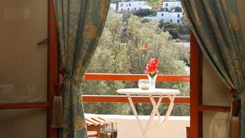 Chambre Double ou avec lits jumeaux, terrasse, rez-de-chaussée