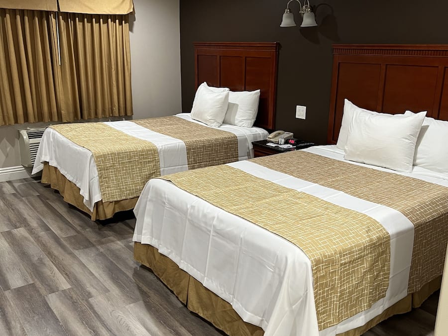 Camera Standard, 2 letti queen, non fumatori | Biancheria da letto di alta qualità, con stile personalizzato