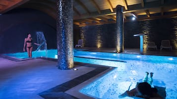 Seasonal outdoor pool, open 9 AM to 6:30 PM, pool umbrellas