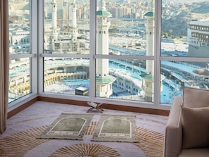 Panoramic Suite, 1 Bedroom (Kaaba View) | 2 bedrooms, premium bedding, minibar, in-room safe