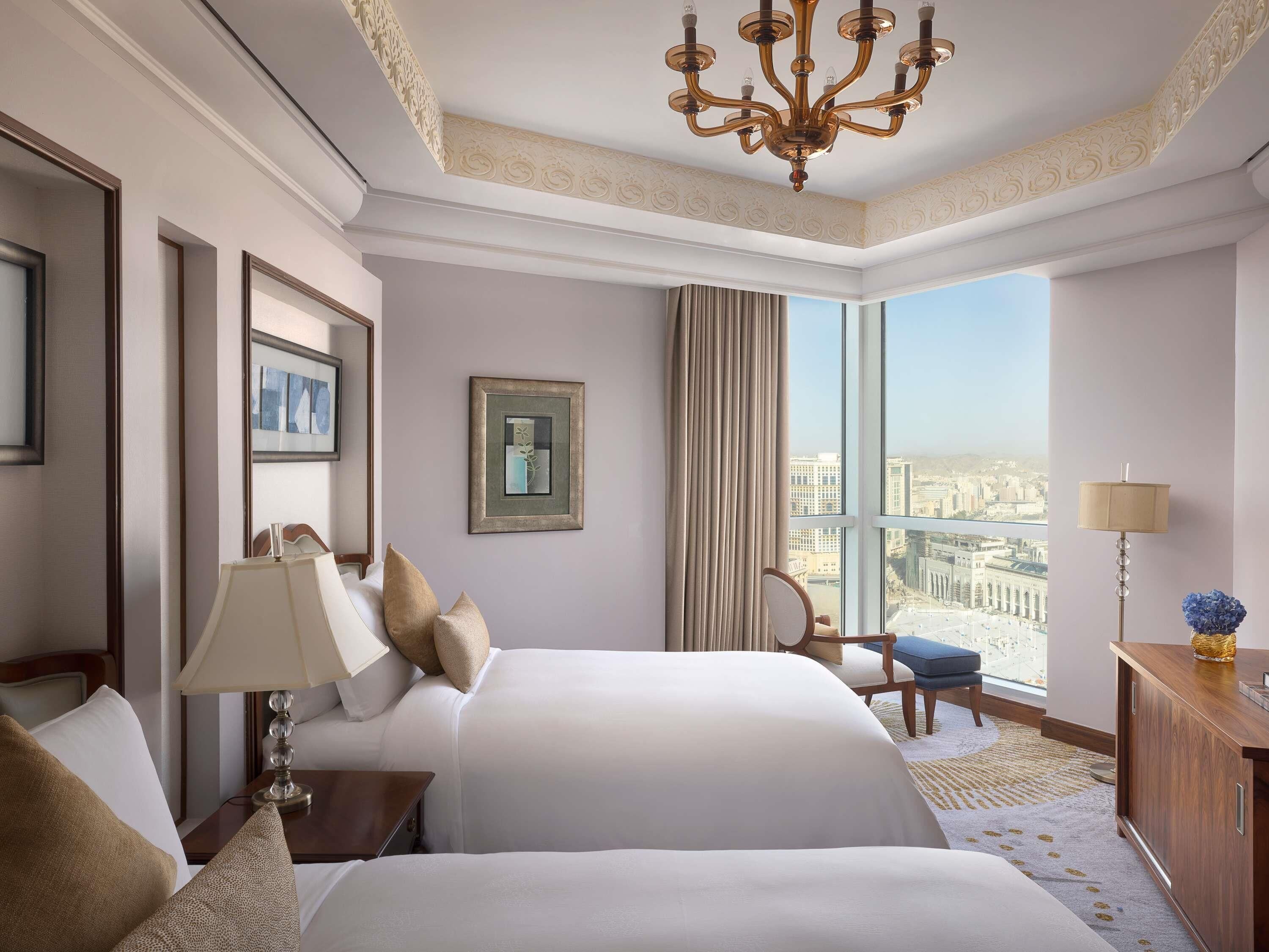 Signature Villa, 1 King Bed | Premium bedding, minibar, in-room safe, individually decorated