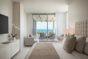 House, 4 Bedrooms, Oceanfront (Rooftop Pool Residence) | Egyptian cotton sheets, premium bedding, down comforters, pillowtop beds at Four Seasons Resort and Residence Puerto Rico