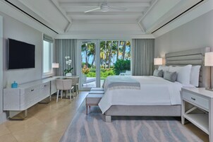 Egyptian cotton sheets, premium bedding, down comforters, pillowtop beds