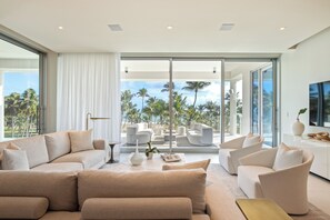 Room, 3 Bedrooms, Oceanfront (Residence with pool) | Living area | LCD TV, Netflix, pay films, streaming services - Four Seasons Resort and Residence Puerto Rico (Río Grande)