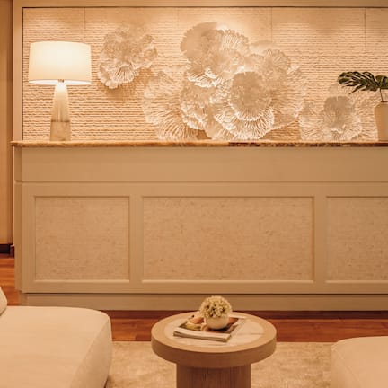 Couples treatment rooms, sauna, hot tub, steam room, body treatments