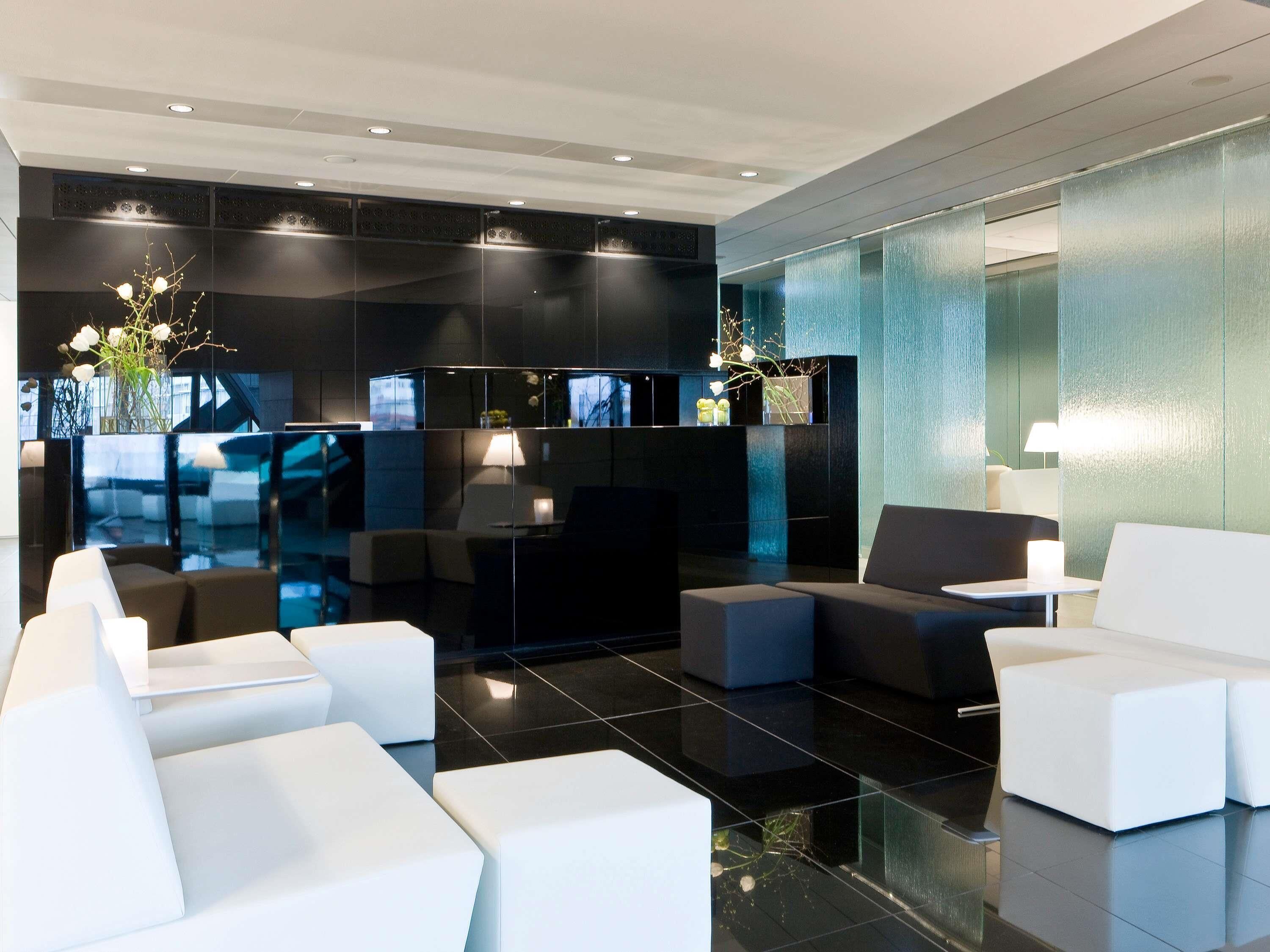 Behandelingskamers voor koppels, een bubbelbad, lichaamsbehandelingen