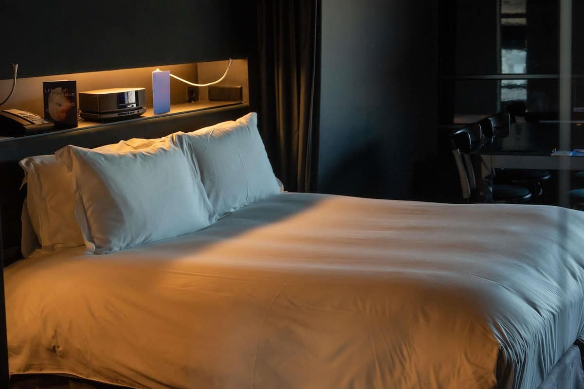 Suíte luxo, 1 cama King (Black, Danube Canal View) | Roupas de cama premium, frigobar, cofres nos quartos