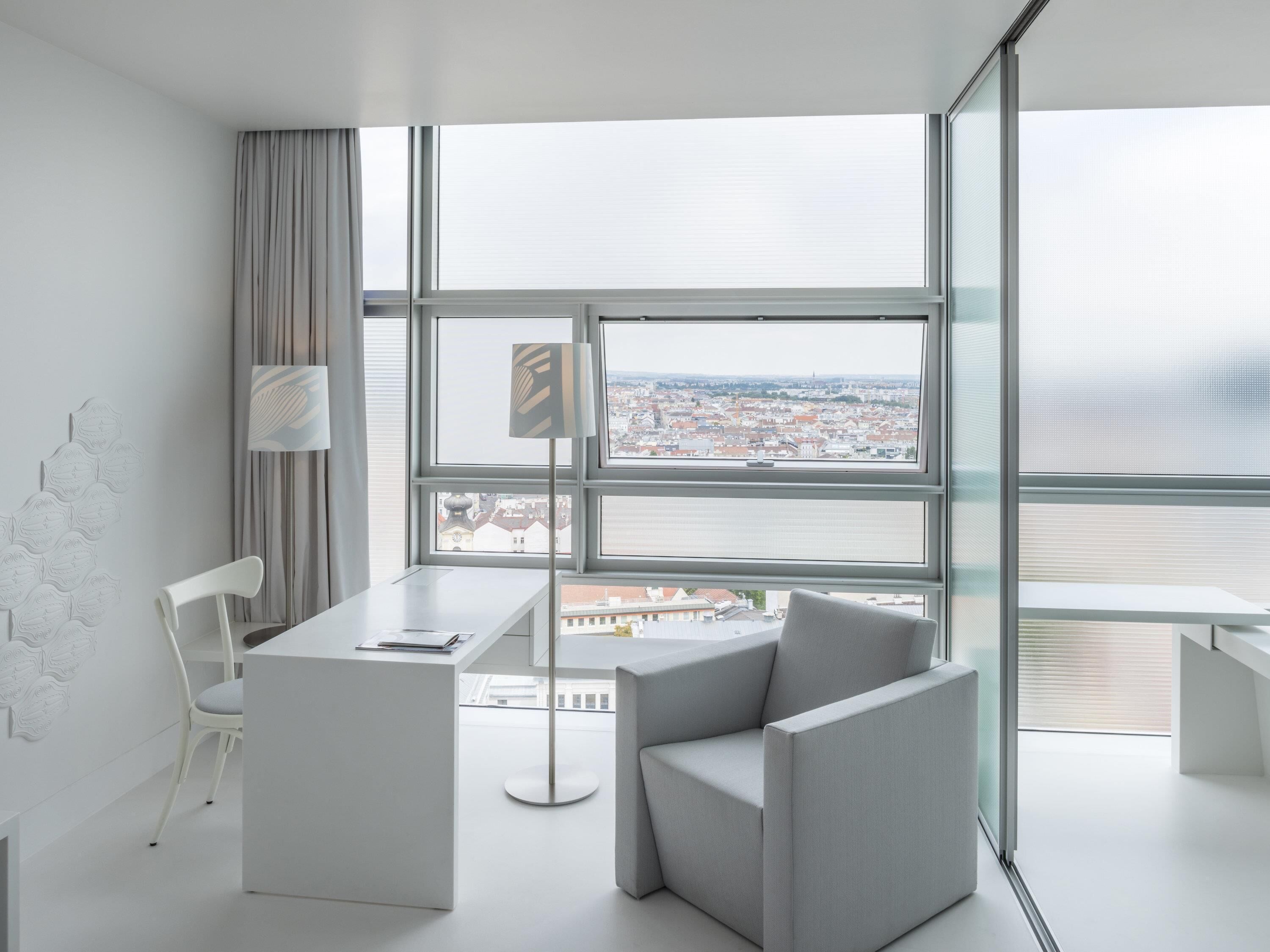 Superior Room, 1 Queen Bed (Ferris Wheel View) | Premium bedding, minibar, in-room safe, individually decorated