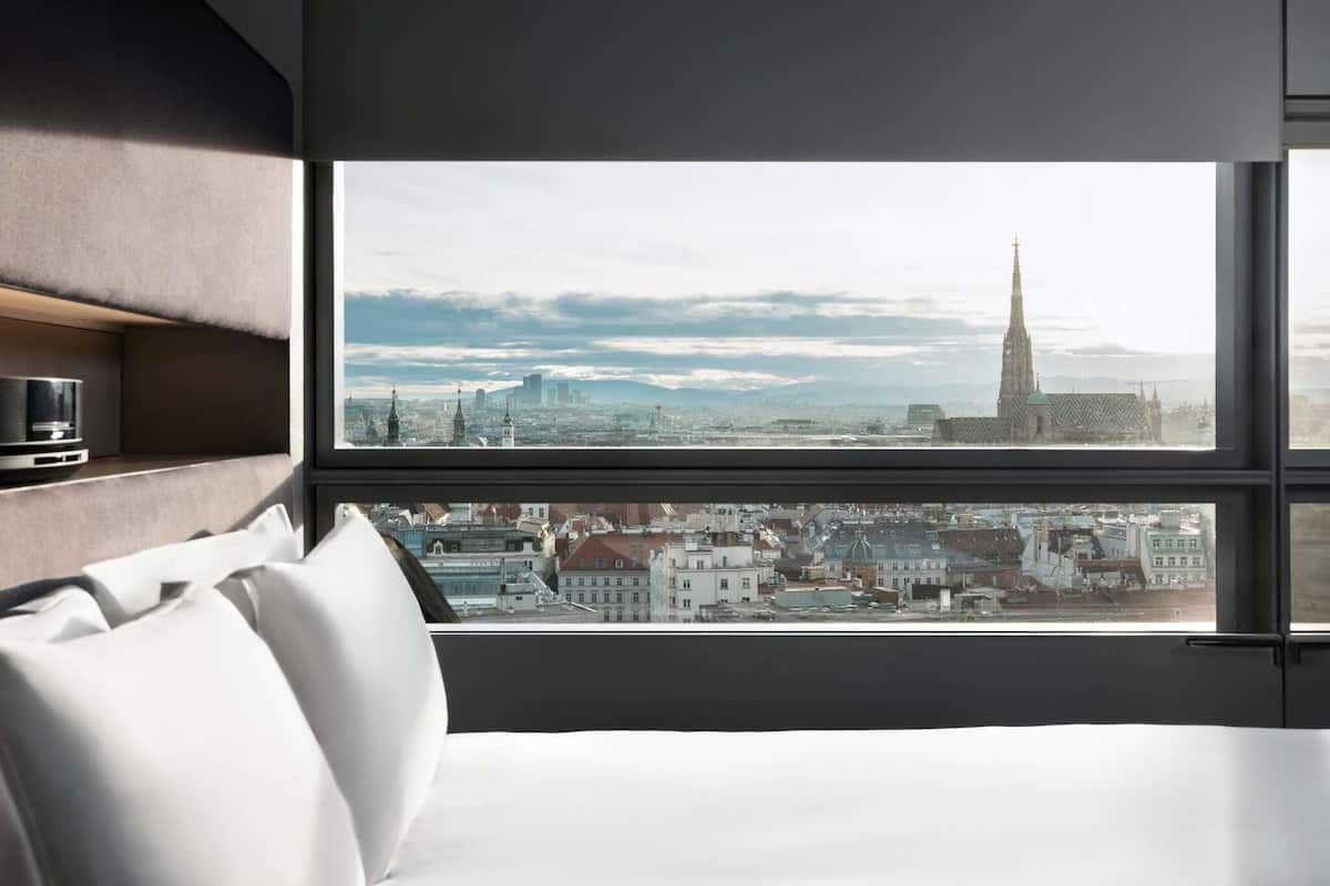Executive Room (Cathedral View), King Bed | Premium bedding, minibar, in-room safe, individually decorated