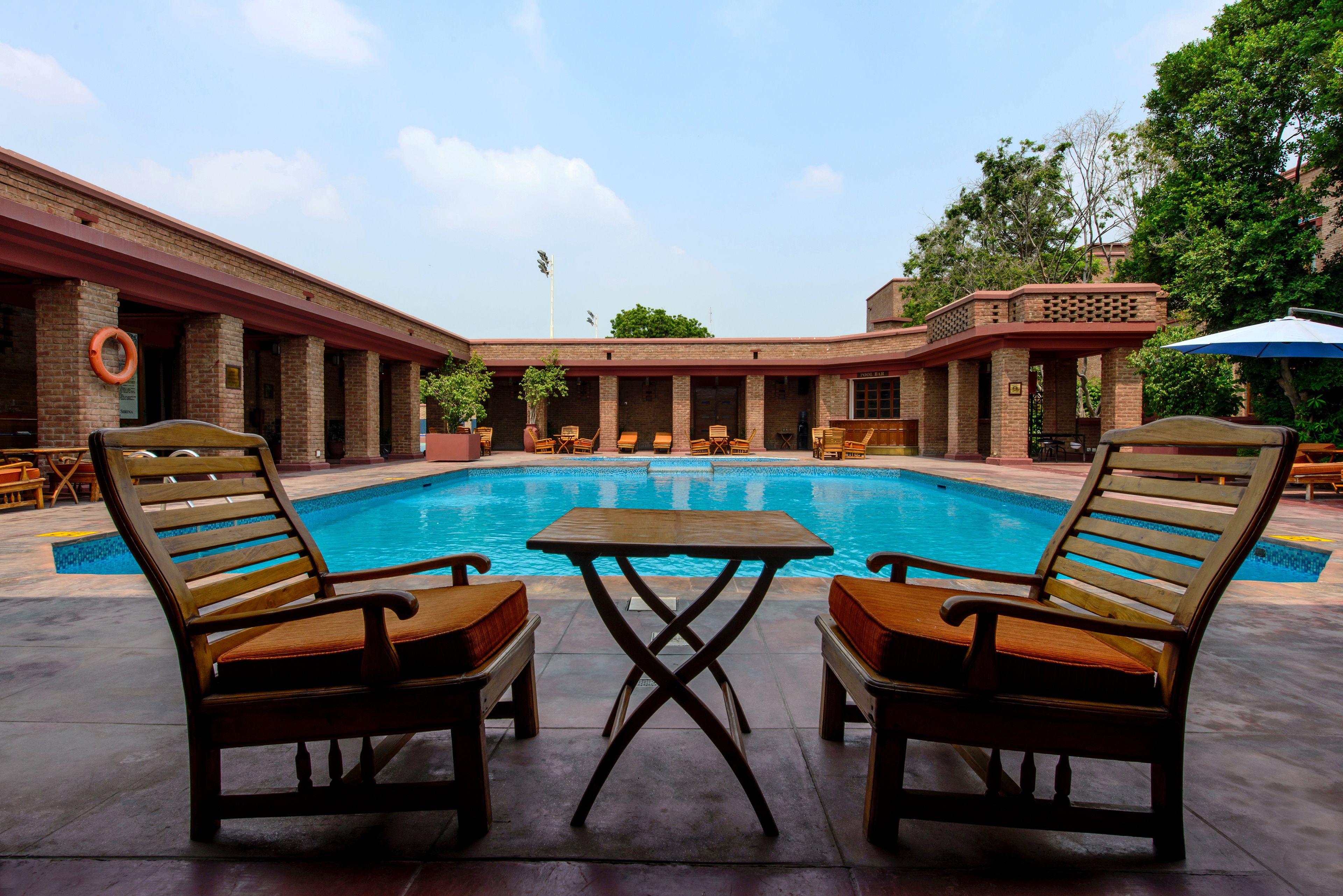 outdoor pool, pool umbrellas