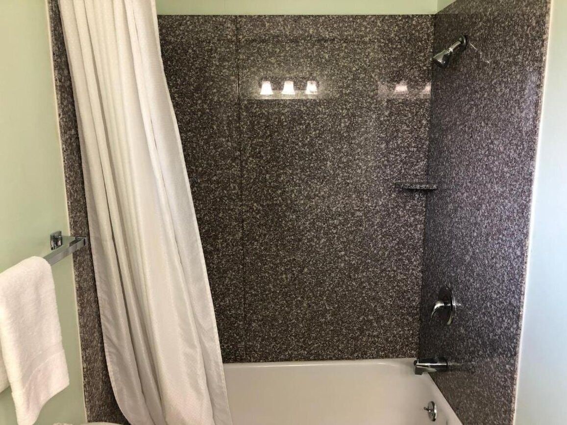 Ducha del cuarto de baño