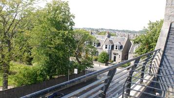 Room, 1 Double Bed, Non Smoking, Balcony | Free WiFi, bed sheets