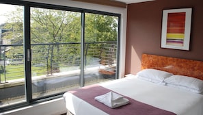 Camera, 1 letto matrimoniale, non fumatori, balcone | Wi-Fi gratuito, lenzuola