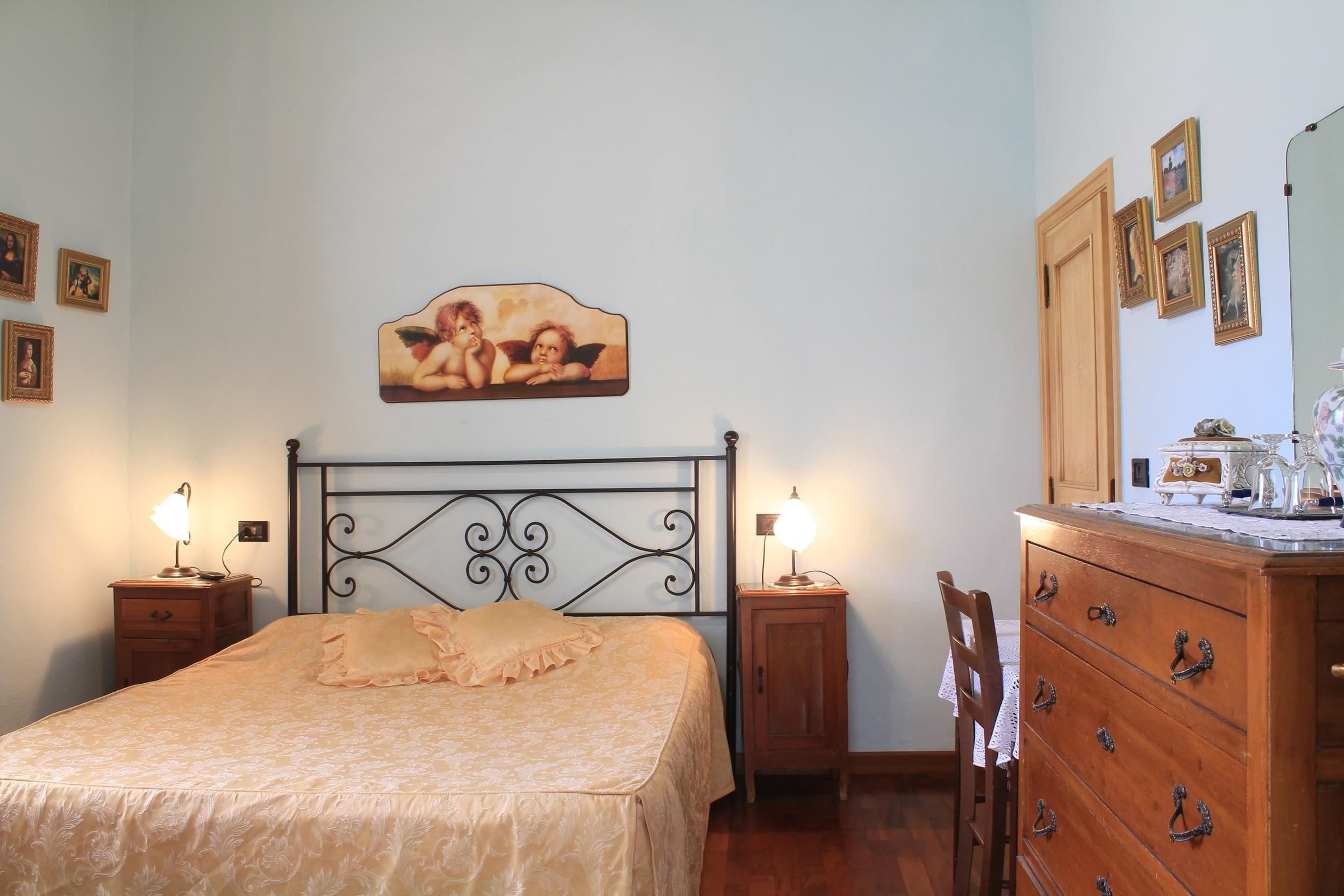 double room single use | in-room safe, individually decorated, desk, soundproofing