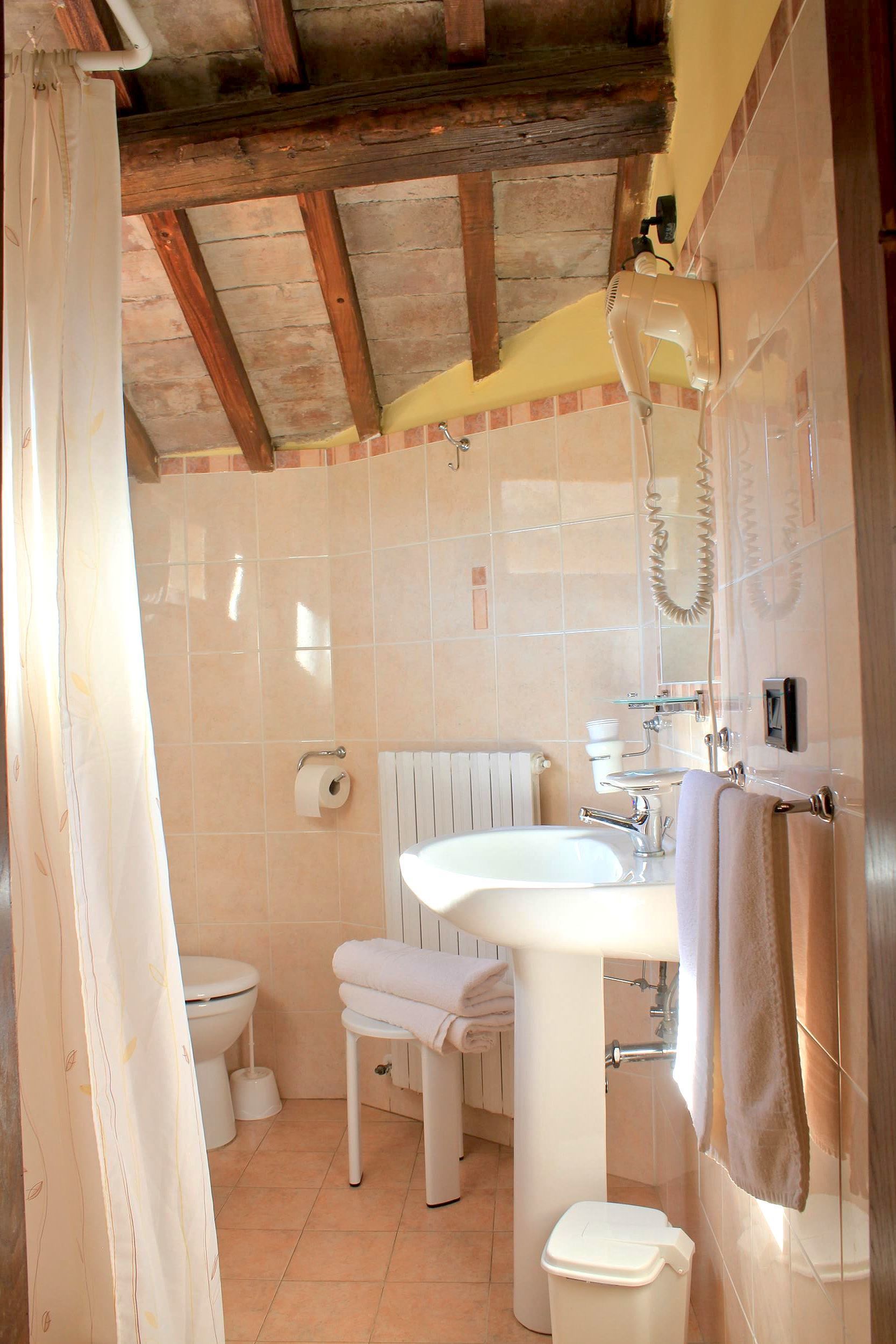 double room single use | bathroom | shower