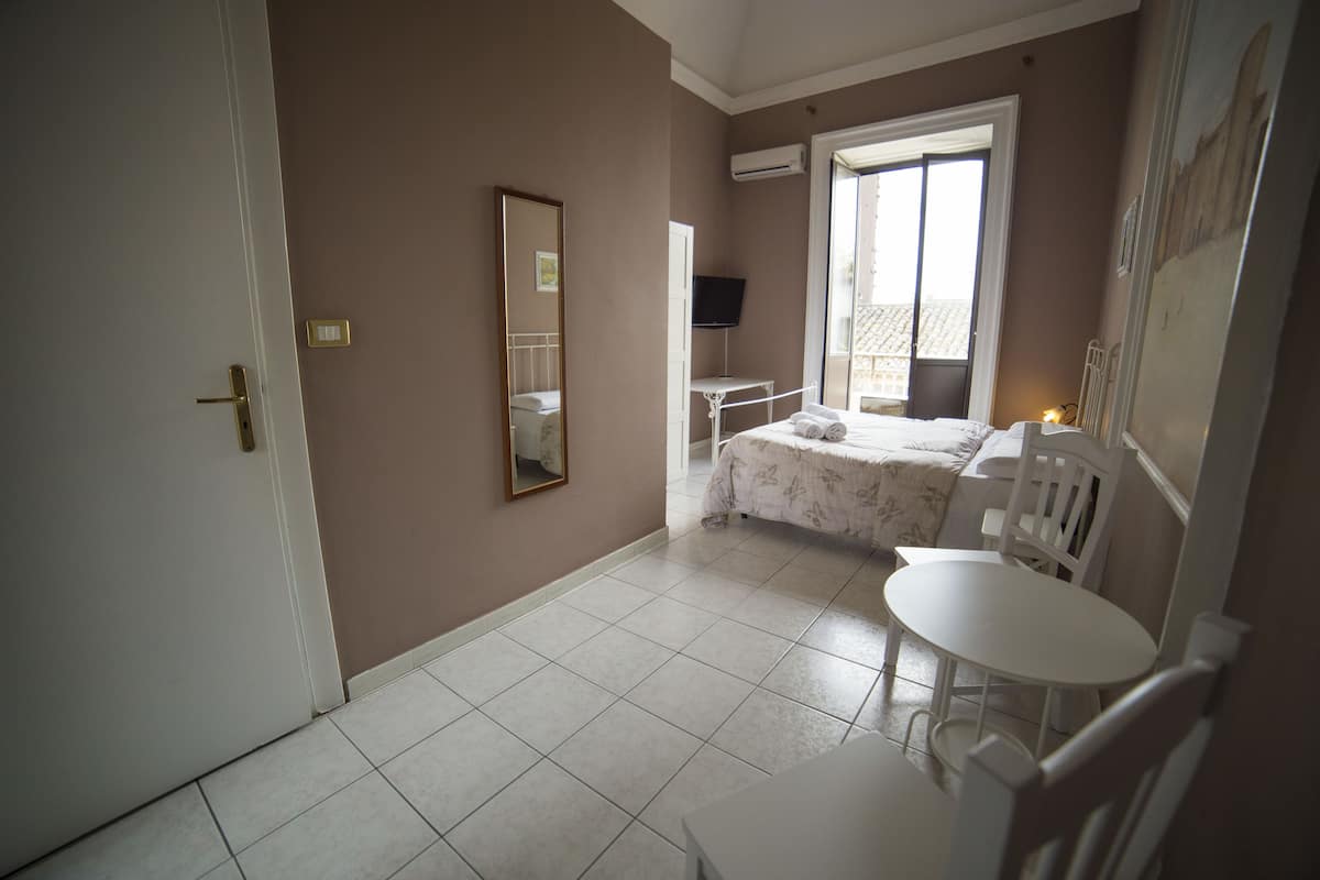 double room | egyptian cotton sheets, premium bedding, down duvets, pillow-top beds