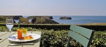 호텔 르 그랑 라지