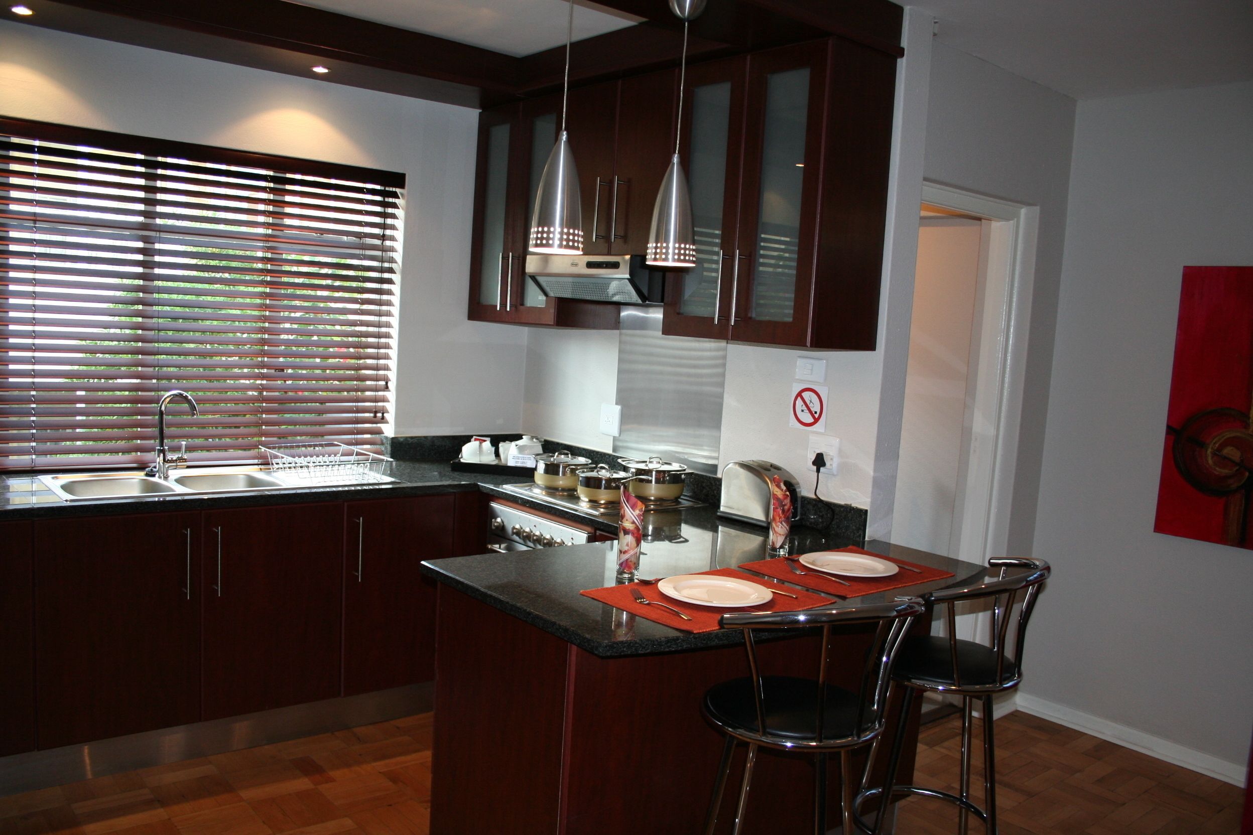 standard apartment, 1 bedroom (big) | private kitchen | full-sized fridge, microwave, stovetop, cookware/dishes/utensils