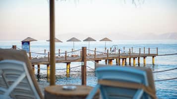 Private beach, sun-loungers, beach umbrellas