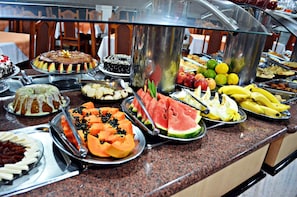 Coffee service - Praia Sol Hotel (Santa Terezinha do Itaipu)