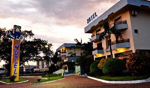 숙박 시설 정면