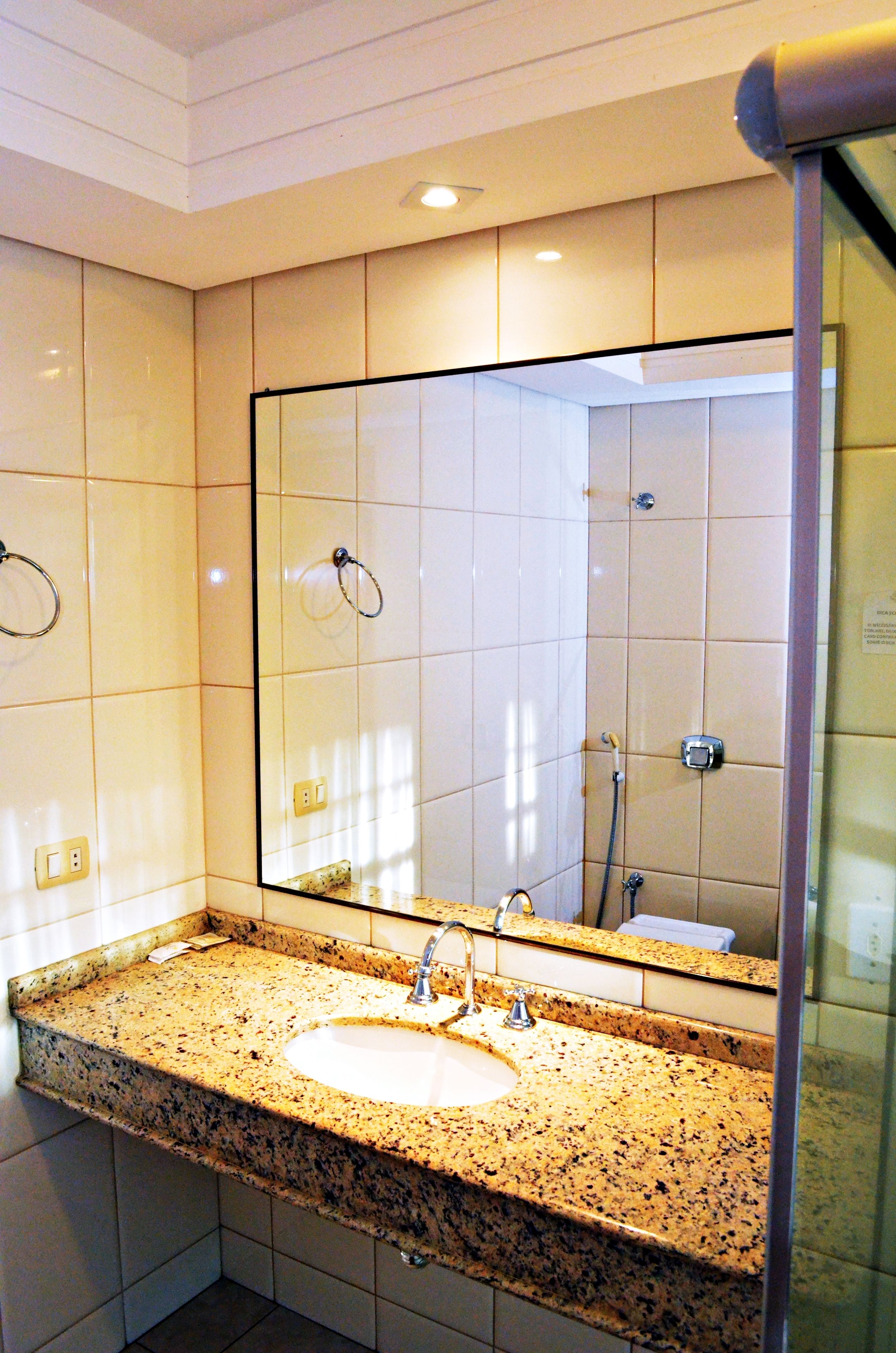 executive room, 1 king bed, hot tub | 1 bedroom, premium bedding, down duvets, pillow-top beds